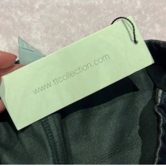 *NWT* 100% Lambskin Leather High-Waist Panel Leggings - Picture 7 of 15